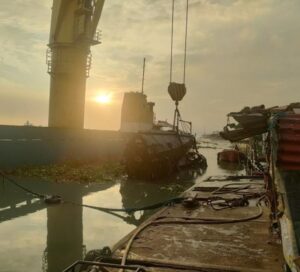 DPWH Vessel – Marine Salvage & Recovery Operation